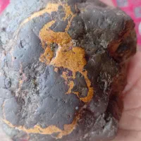 تعدادی شهاب سنگ وسنگ یاقوت وسنگ راف عقیق