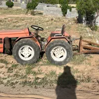 تراکتور گلدانی