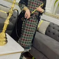 نگین کوبی روی انواع لباس بلوچی چادر شال و...|لباس|کهنوج, |دیوار