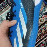 کفش فوتسال برند آدیداس|ورزش‌های توپی|قم, ولیعصر|دیوار