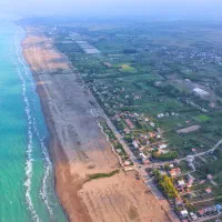 زمین ساحلی نزدیک ساخت و ساز 20 قدم تا لب آب|فروش زمین و ملک کلنگی|رشت, پارک شهر|دیوار