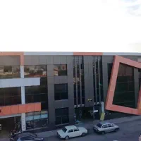 فروش یک باب مغازه در بازار ساحلی