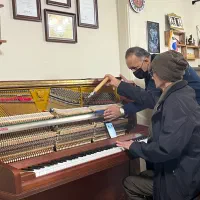 پیانو آکوستیک د و ر ه کوک ،رگلاژ تئوری عملی