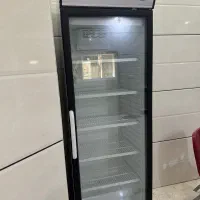 یخچال ویترینی