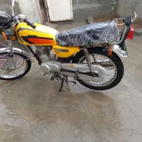 متور ۱۲۵ccبه ایراد بی عیب همه بدنشو بازسازی کردام