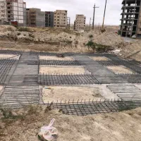 به چند نیروی آرماتور بند و قالب بند نیازمندیم