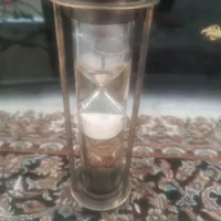 ساعت شنی قطب نما دار قدیمی