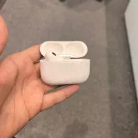 ایرپاد پرو 2 تک گوش سالم درحد