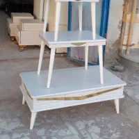 گلمیز‌یا‌عسلی‌جلو‌مبل