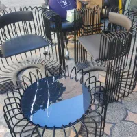 میز و صندلی