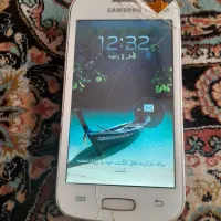 سلام . تعدادی  گوشی مبایل .
