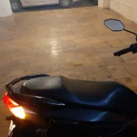 فروش موتور n max مدل۱۴۰۲ کم کار رنگ مشکی