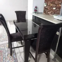 میز غذاخوری چهار نفره و میز تلویزیون