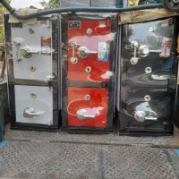 فروش انواع گاوصندوق های نسوز در ابعاد مختلف