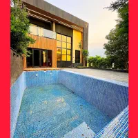 ویلا300متری-استخر-جکوزی-اقساط-2-ساله-نور