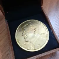 مدامدالیون یاد بود رئیس جمهوری آمریکا، جان اکندی|کلکسیون سکه، تمبر، اسکناس|تهران, نارمک|دیوار