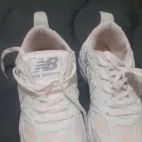 فروش دو جفت کتونی سرخابی ورزشی 1100و سفید 550000|کیف، کفش، کمربند|رشت, فلسطین|دیوار