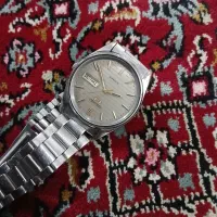 سیکو پنج اتومات بکر|ساعت|معمولان, |دیوار