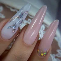 کاشت و ترمیم ناخن