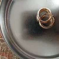 انگشتر و گوشواره کاملا رنگ ثابت