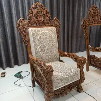 نیروی کار جهت رنگ کاری مبلمان و دکوراسیون ساختمان