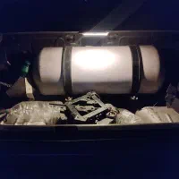 مخزن بزرگ پژو 405 با وسایل