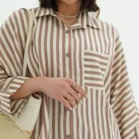 مدل خانم برای عکاسی شومیز زنانه