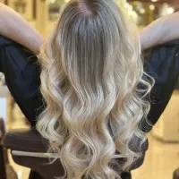 تخفیف ویژه رنگ و لایت