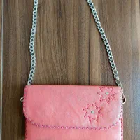 کیف چرم دستدوز دخترانه با تخفیف ویژه