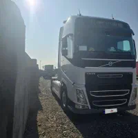 کشنده|خودرو سنگین|میانه, |دیوار