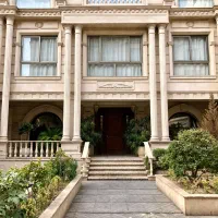 یوسف-اباد-125متر-2خواب-در-حد-نوساز-مدبر