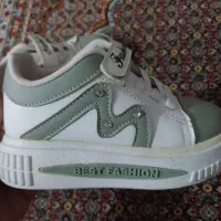 دو جفت کفش اسپرت نیم پوت