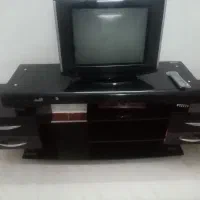 میز تلویزیون شیشه ای