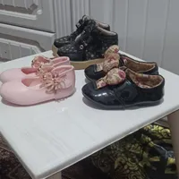 کفش بچگانه با لباس در حدنو