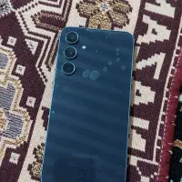 گوشی تمیز و سالم