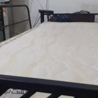 تخت یکنفره اهنی باتشک ۲۵۰۰دومیلیون وپانصد|تشک تختخواب|فاضل آباد, |دیوار