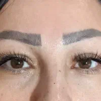 مدل برای مژه فقط هزینه مواد