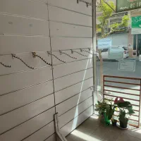 ام دی آف شیار دار و ویترین مغازه