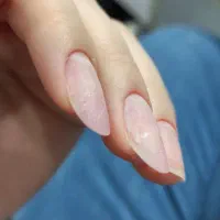 کاشت وترمیم ناخن