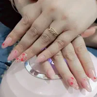 خدمات کاشت ، ترمیم ناخن