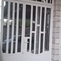 درب و پنجره آهنی