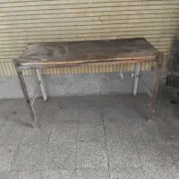 میز کار|میز تحریر و کامپیوتر|مشهد, ادیب نیشابوری (شهرک غرب)|دیوار