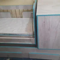 تخت خواب و کمد کودک