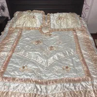 روتختی دونفره همراه یک کوسن و دو روبالشتی