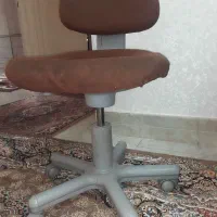 صندلی چرخشی ۴۰۰هزار تومان|صندلی و نیمکت|کرج, گلشهر|دیوار