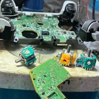 تنها مرکز تخصصی تعمیرات دسته و کنسول بازی آمل