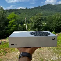 Xbox series s دو دسته