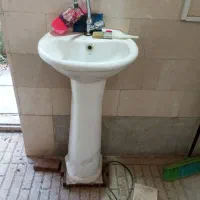 روشویی بهمراه شیر آلات