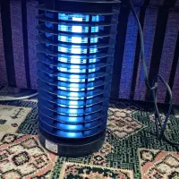چراغ دور کننده حشرات با نور آبی