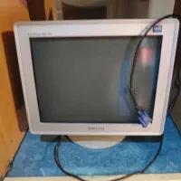 1 عدد مانیتور و تلویزیون